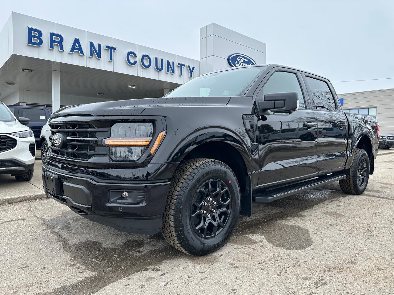 <p>2025 F-150 SUPERCREW , 2.7 L V6 , 302 PACKAGE WITH THE XLT BLACK APPEARANCE PACKAGE , INTEGRATED TRAILER BRAKE CONTROLLER,  FRONT BUCKET SEATS AND MORE </p><p> </p><p>** PURCHASE PRICE ONLY (Includes) Fords Delivery Allowance</p><p>** See dealer for details.</p><p>*Please note all prices include dealer fees and are plus HST and Licensing. </p><p>* Prices in Ontario, Alberta and British Columbia include OMVIC/AMVIC fee (where applicable), accessories, other dealer installed options, administration and other retailer charges. </p><p>*The sale price assumes all applicable rebates and incentives (Delivery Allowance/Non-Stackable Cash/3-Payment rebate/SUV Bonus/Winter Bonus, Safety etc</p><p>All prices are in Canadian dollars (unless otherwise indicated). Retailers are free to set individual prices.</p><p> </p>