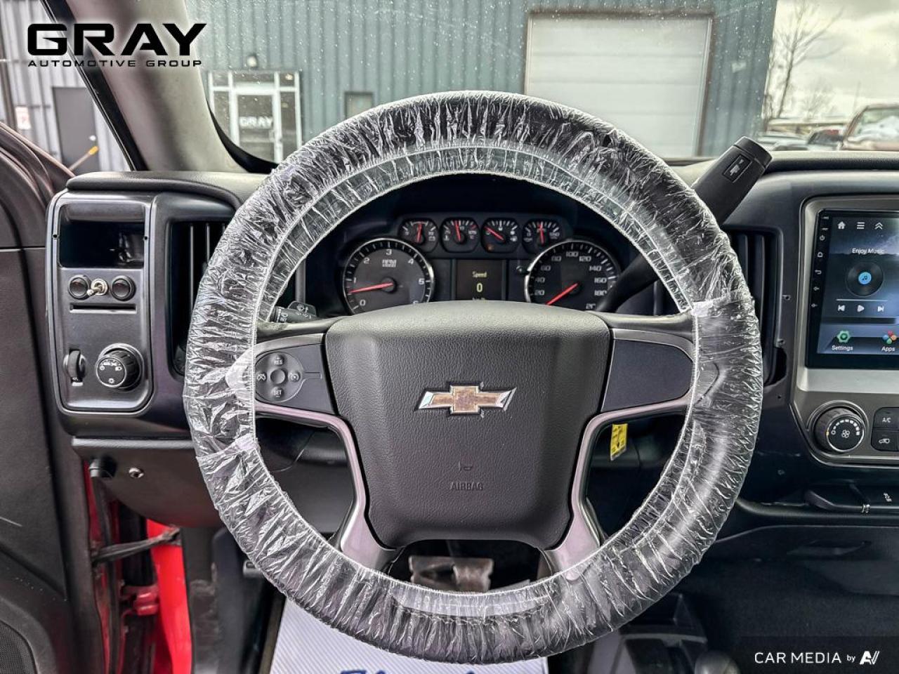 2017 Chevrolet Silverado 1500 Crew/4x4/153' - Photo #11