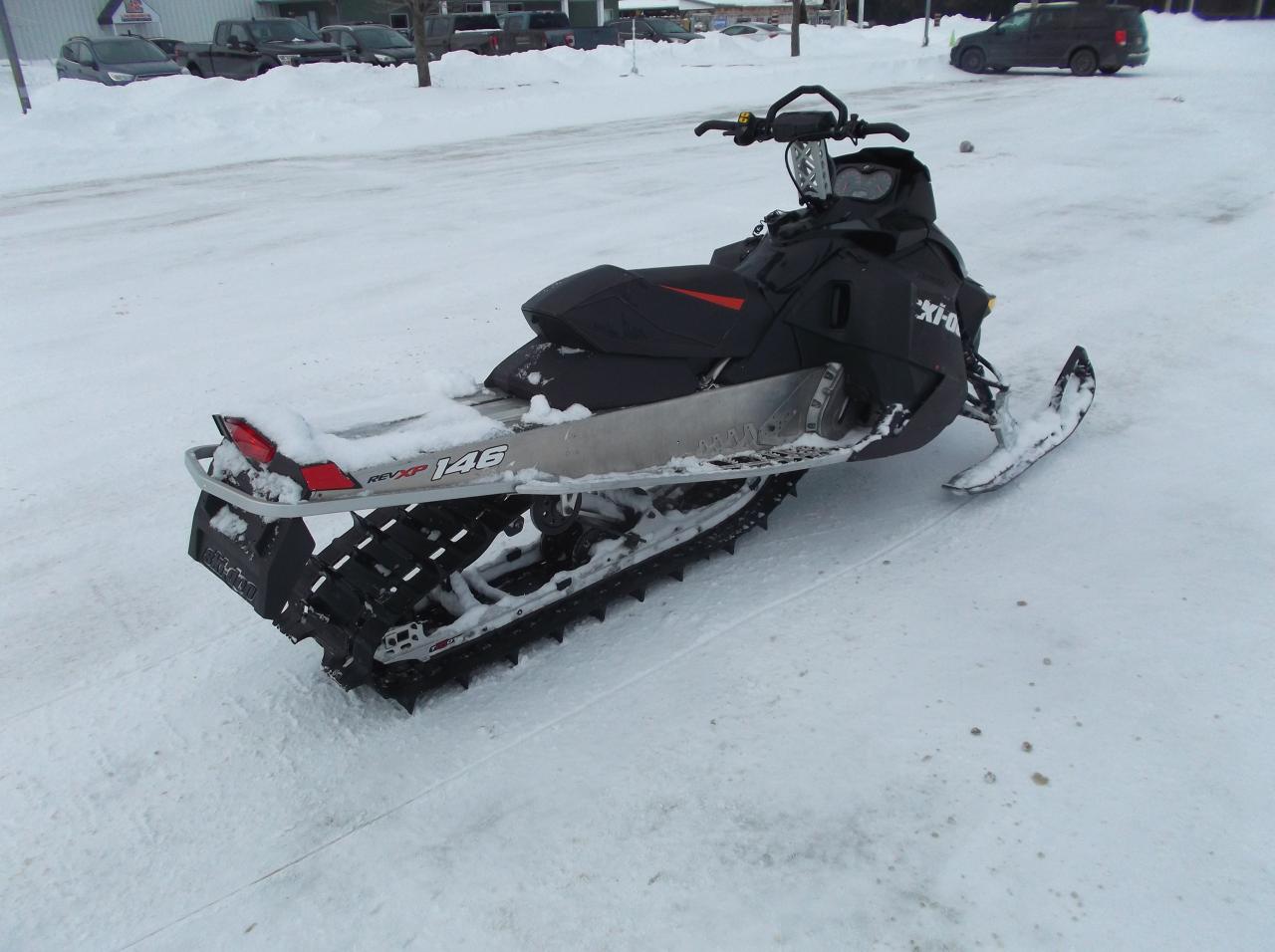 2016 Ski-Doo Summit 146 - Photo #3