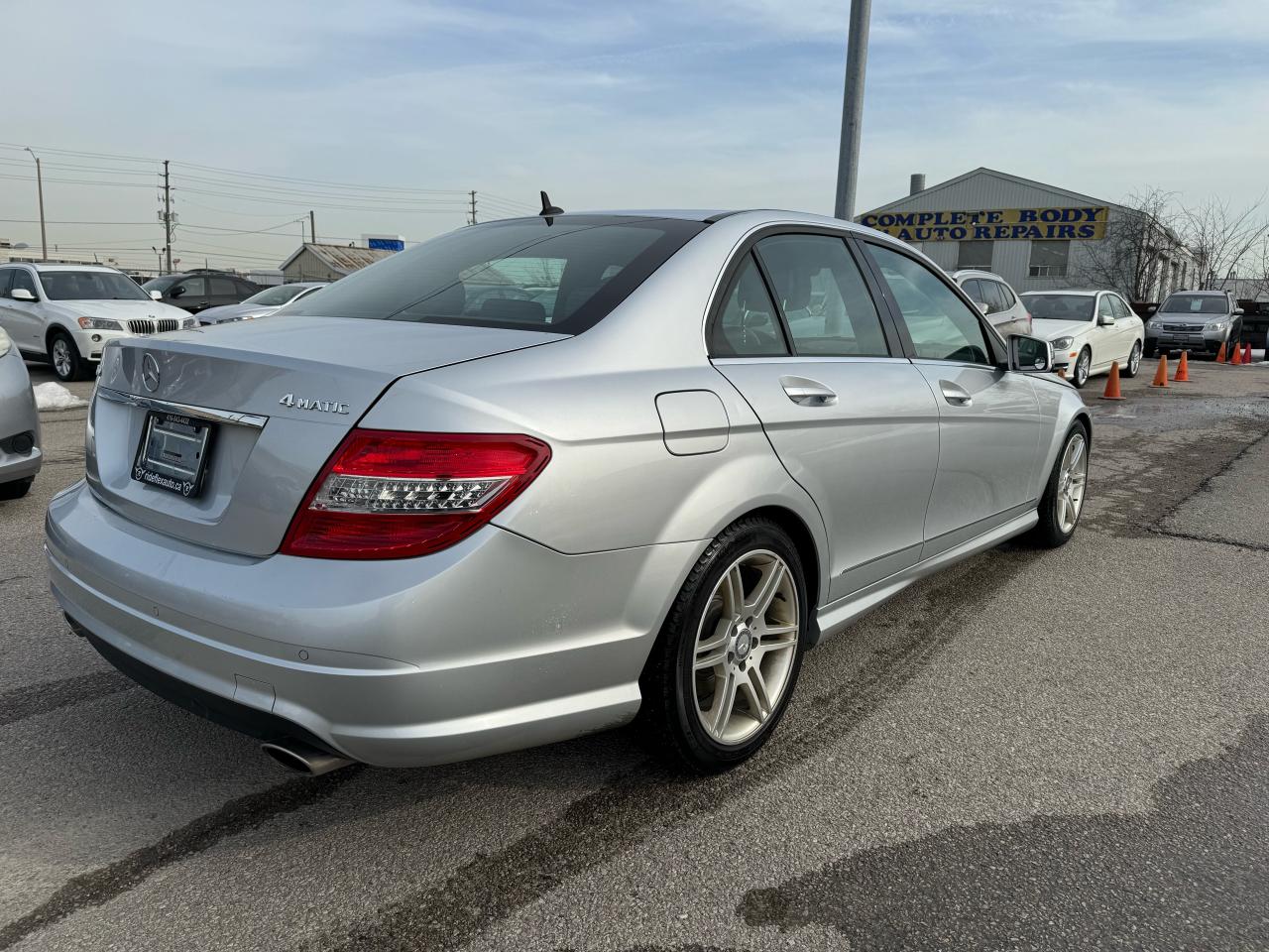 2010 Mercedes-Benz C-Class C 300 Photo4