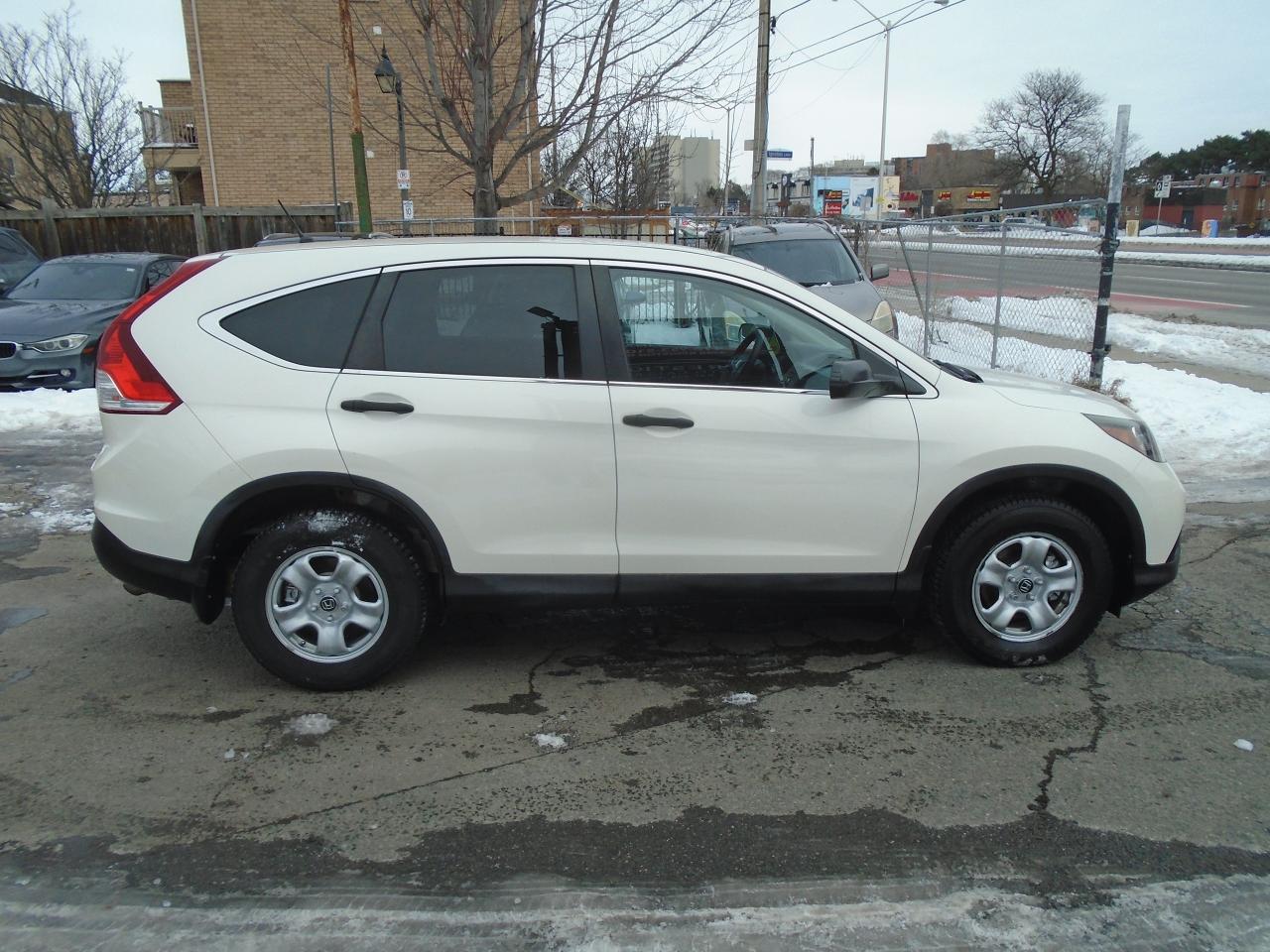 2014 Honda CR-V LX/ REAR CAM / HEATED SEATS / LOW KM / SUPER CLEAN - Photo #4