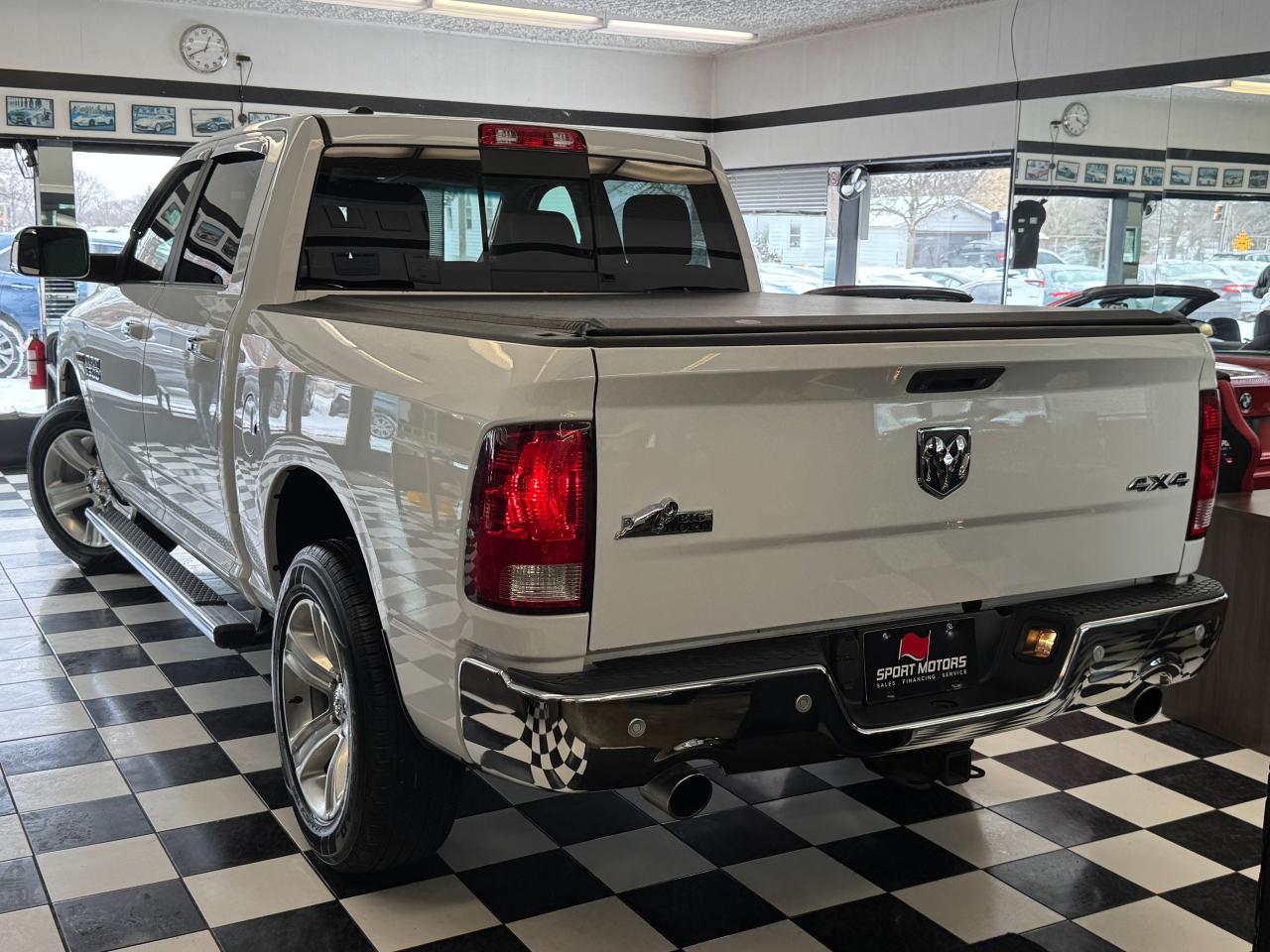 2017 RAM 1500 Big Horn Eco Diesel+Camera+New Tires+CLEAN CARFAX - Photo #18