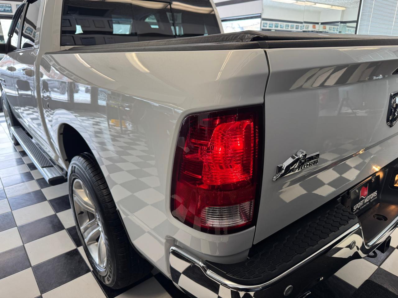 2017 RAM 1500 Big Horn Eco Diesel+Camera+New Tires+CLEAN CARFAX - Photo #39