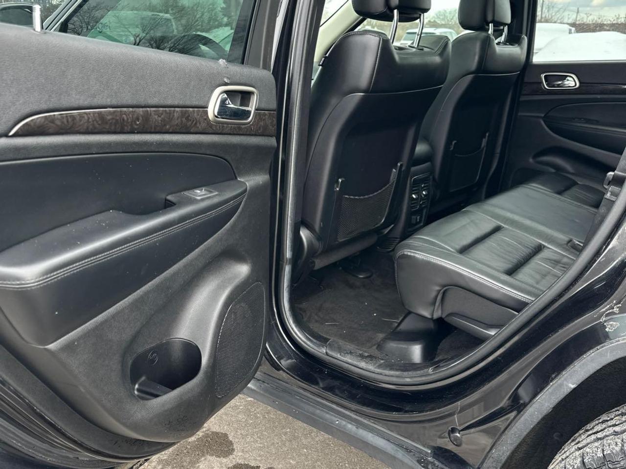 2012 Jeep Grand Cherokee Laredo Photo