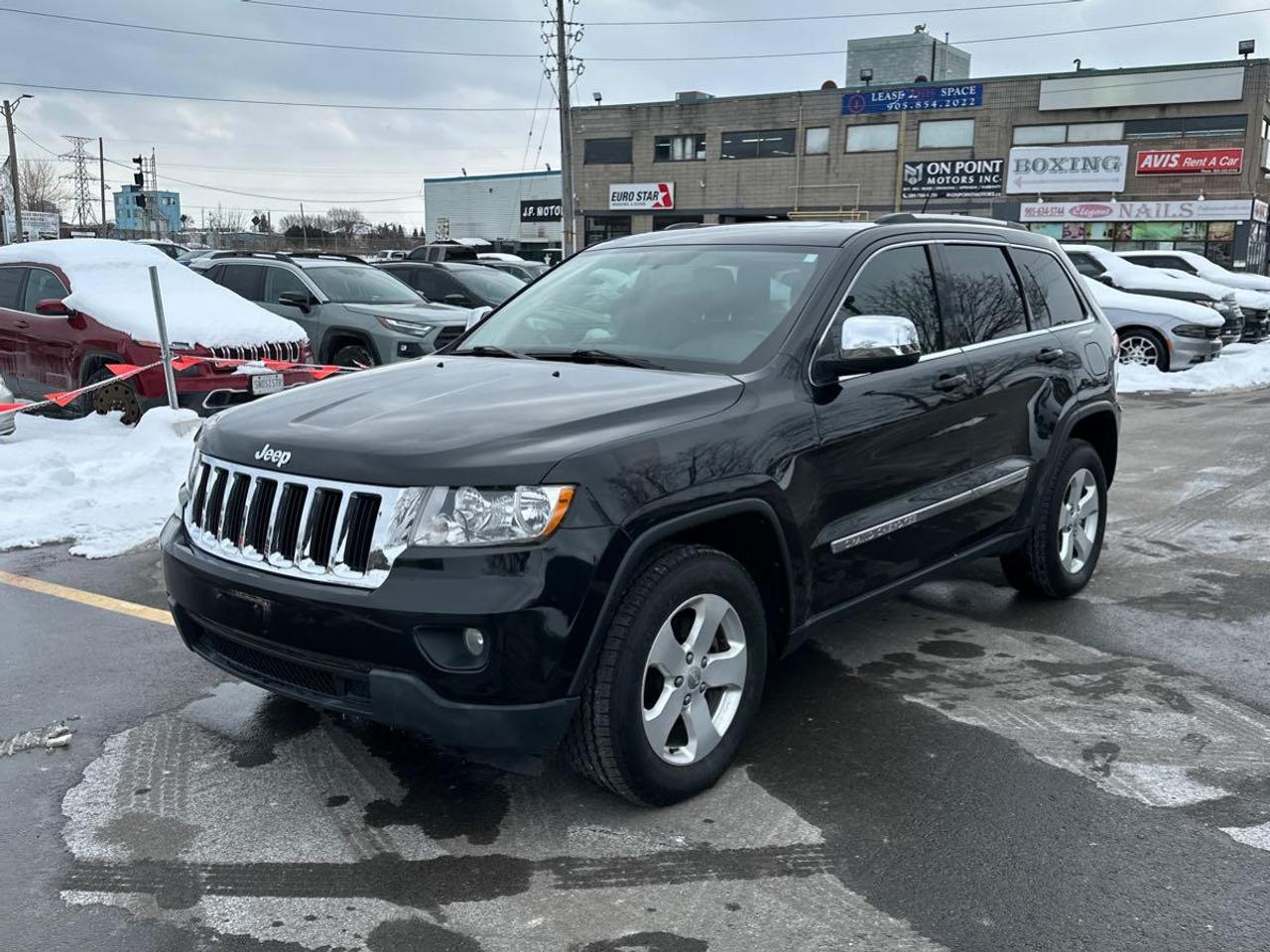 2012 Jeep Grand Cherokee Laredo Photo