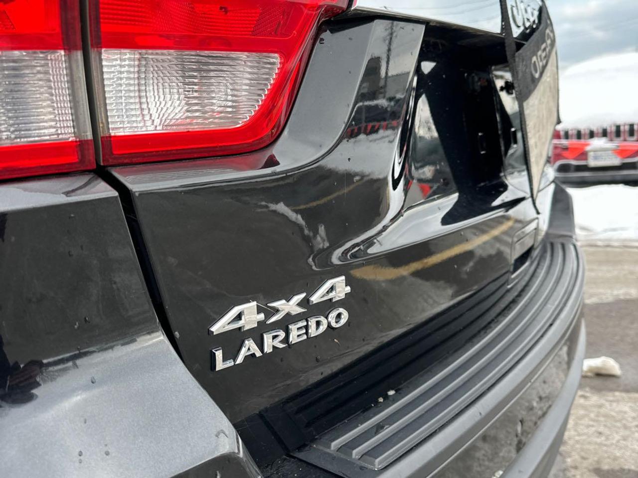2012 Jeep Grand Cherokee Laredo Photo