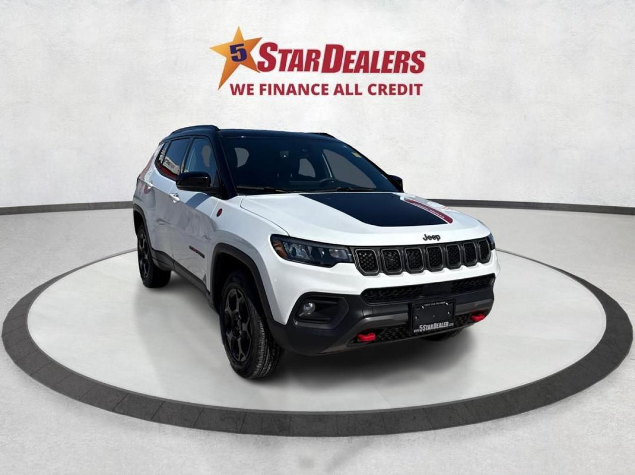 Used 2023 Jeep Compass Trailhawk NAV LEATHER SUNROOF MINT WE FINANCE ALL! for sale in London, ON