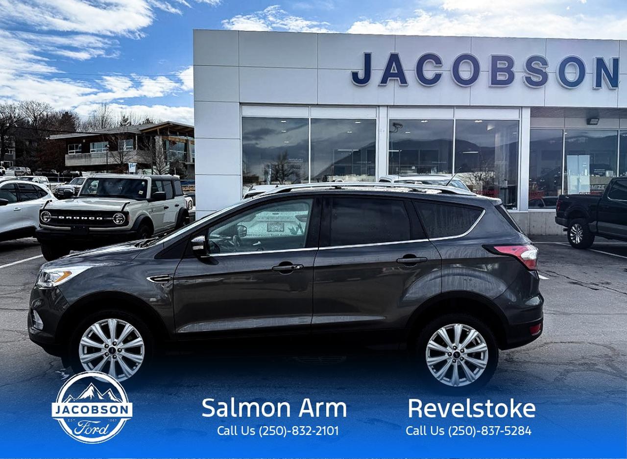 2018 Ford Escape Titanium Photo1