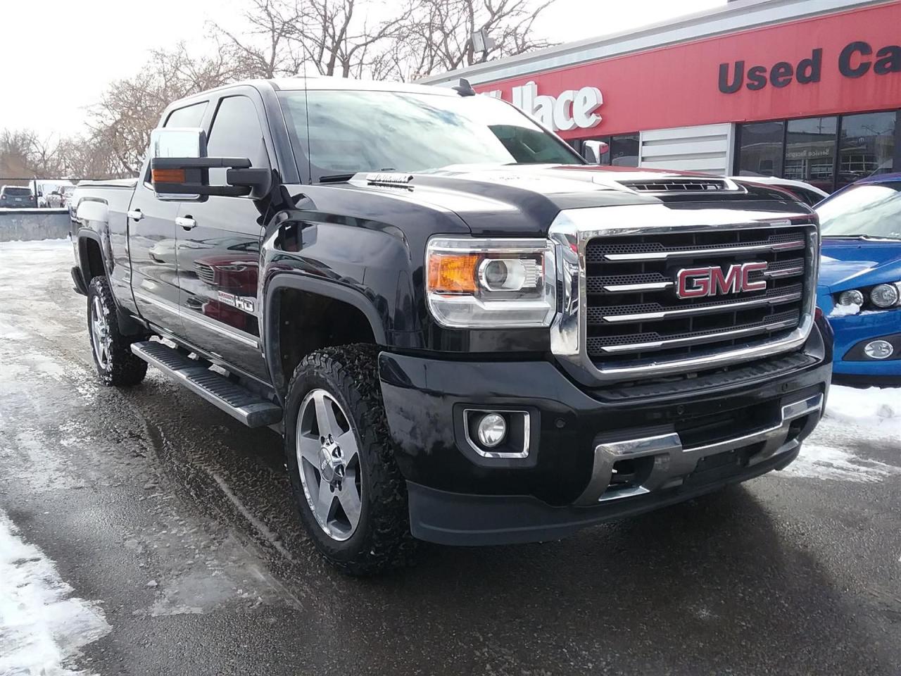 Used 2017 GMC Sierra 2500 HD | SLT | All Terrain | Duramax Diesel | Leather | Sunroof for sale in Ottawa, ON