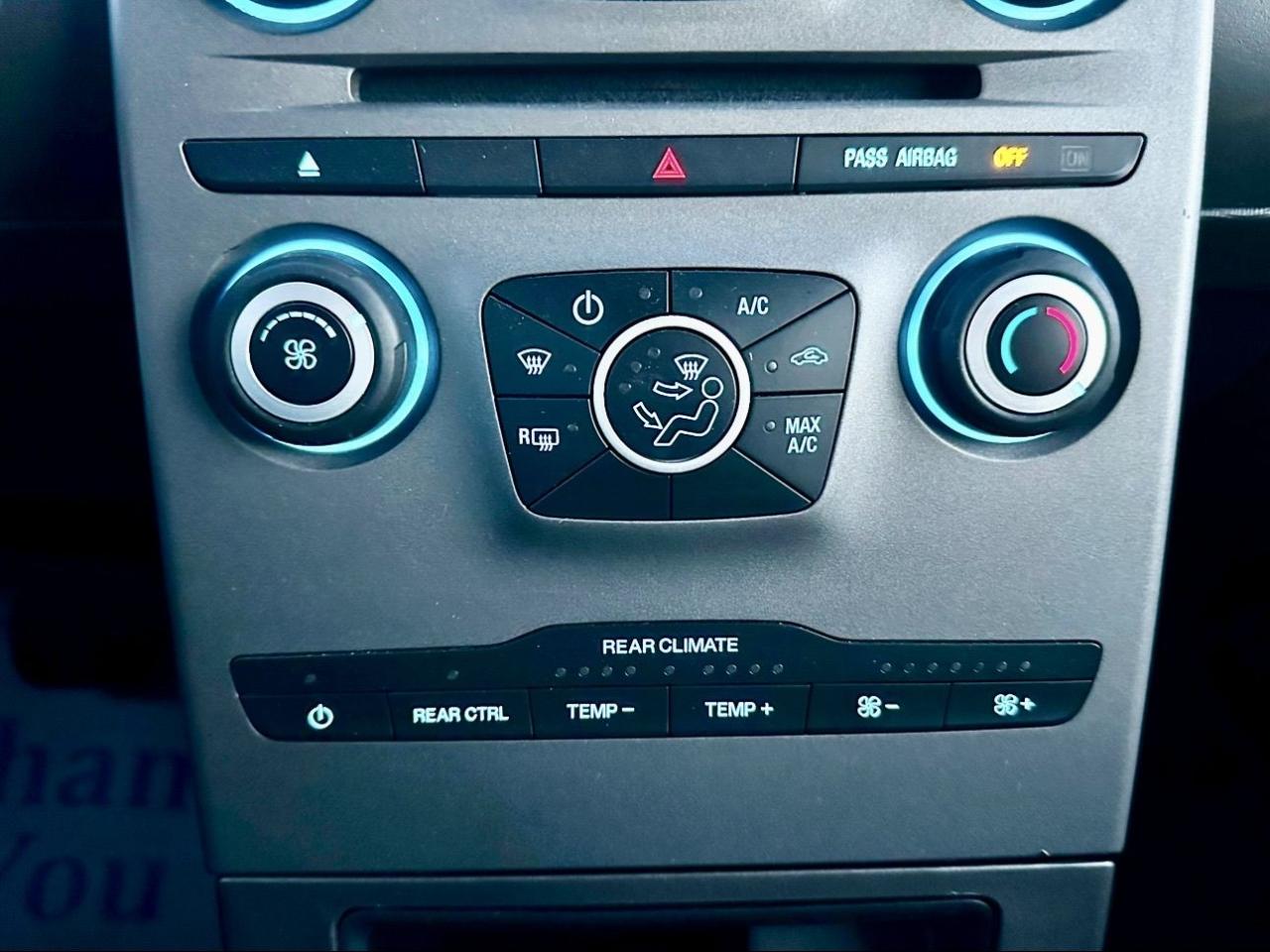 2019 Ford Flex SE - Photo #16