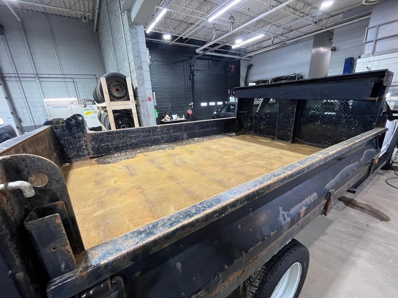 2018 Ford F-550  - Photo #6