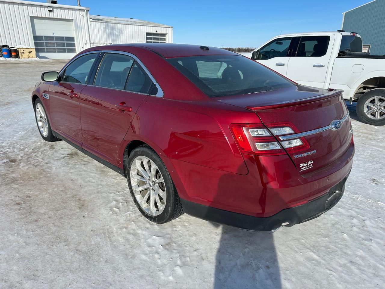 2016 Ford Taurus 4DR SDN LIMITED AWD Photo5