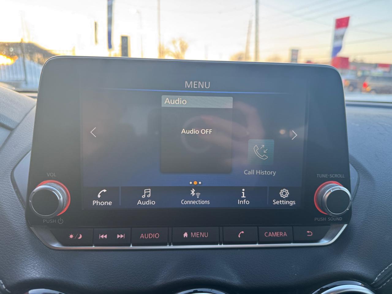 2022 Nissan Sentra SV CVT - Photo #17