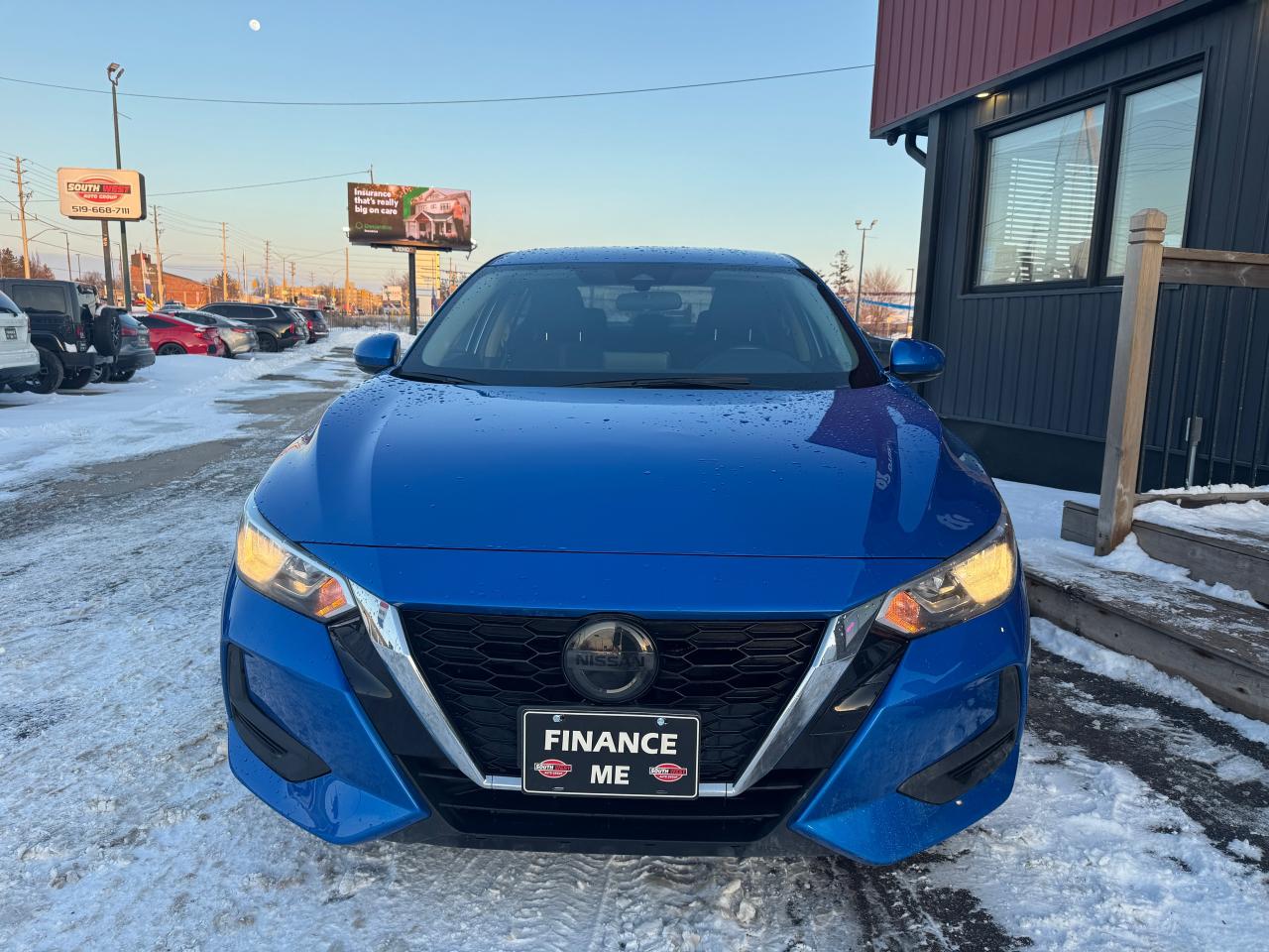 2022 Nissan Sentra SV CVT - Photo #12