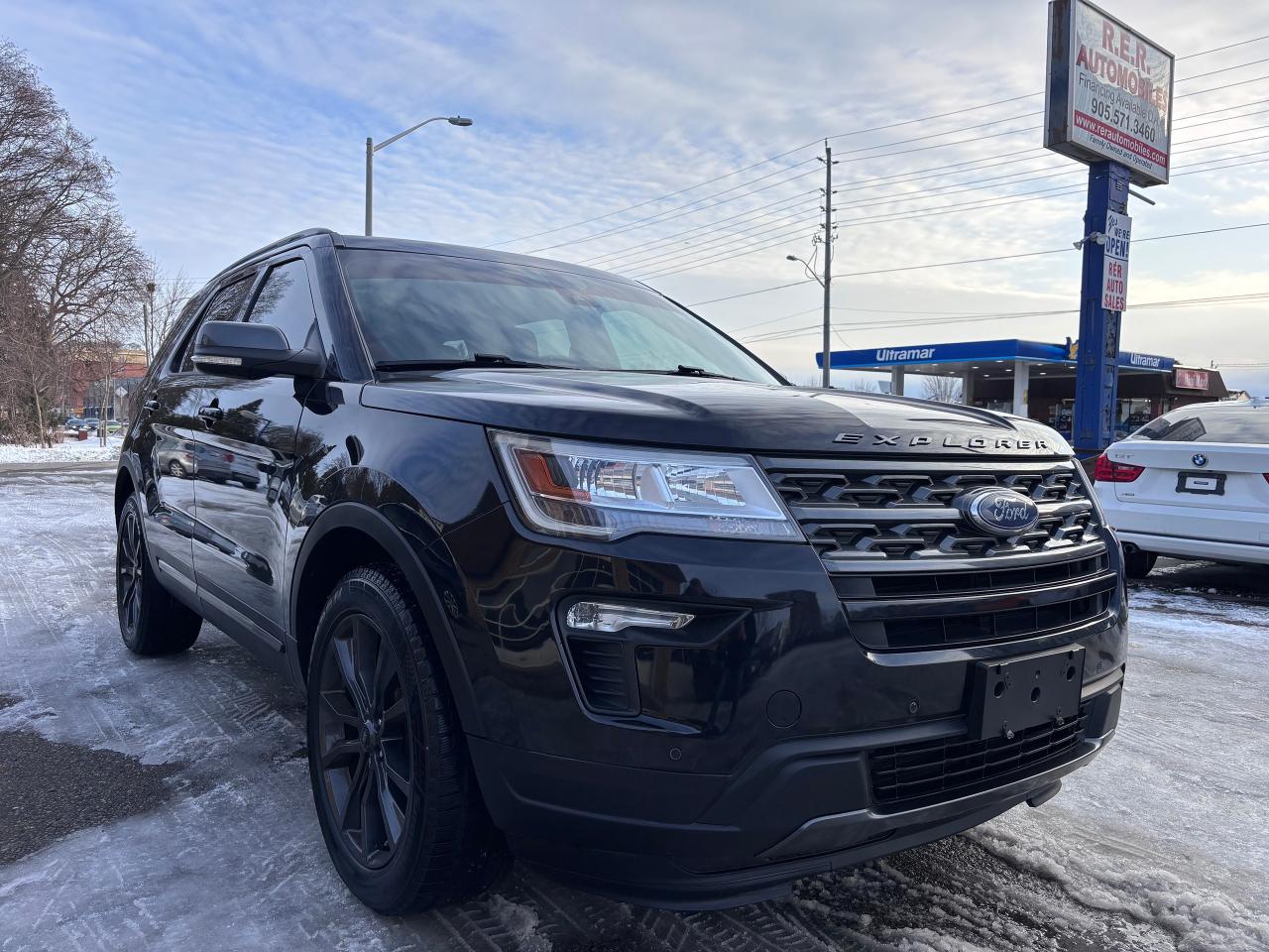 2019 Ford Explorer LOADED 4WD XLT GORGEOUS - Photo #5