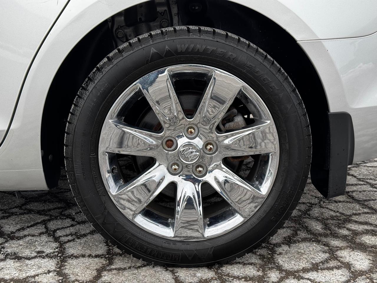 2012 Buick LaCrosse CONVENIENCE **WINTER TIRES** - Photo #14