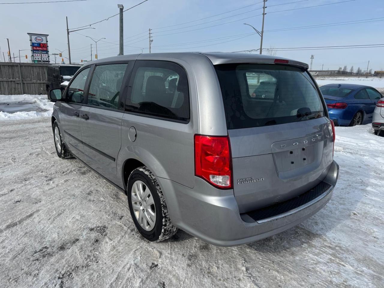 2016 Dodge Grand Caravan CVP, 7 PASSENGER, NO ACCIDENT, AS IS SPECIAL - Photo #3