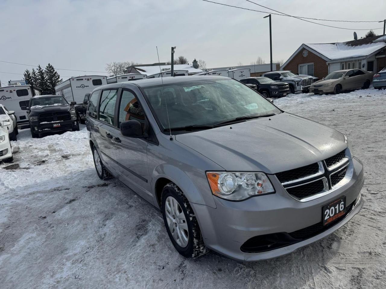 2016 Dodge Grand Caravan CVP, 7 PASSENGER, NO ACCIDENT, AS IS SPECIAL - Photo #7