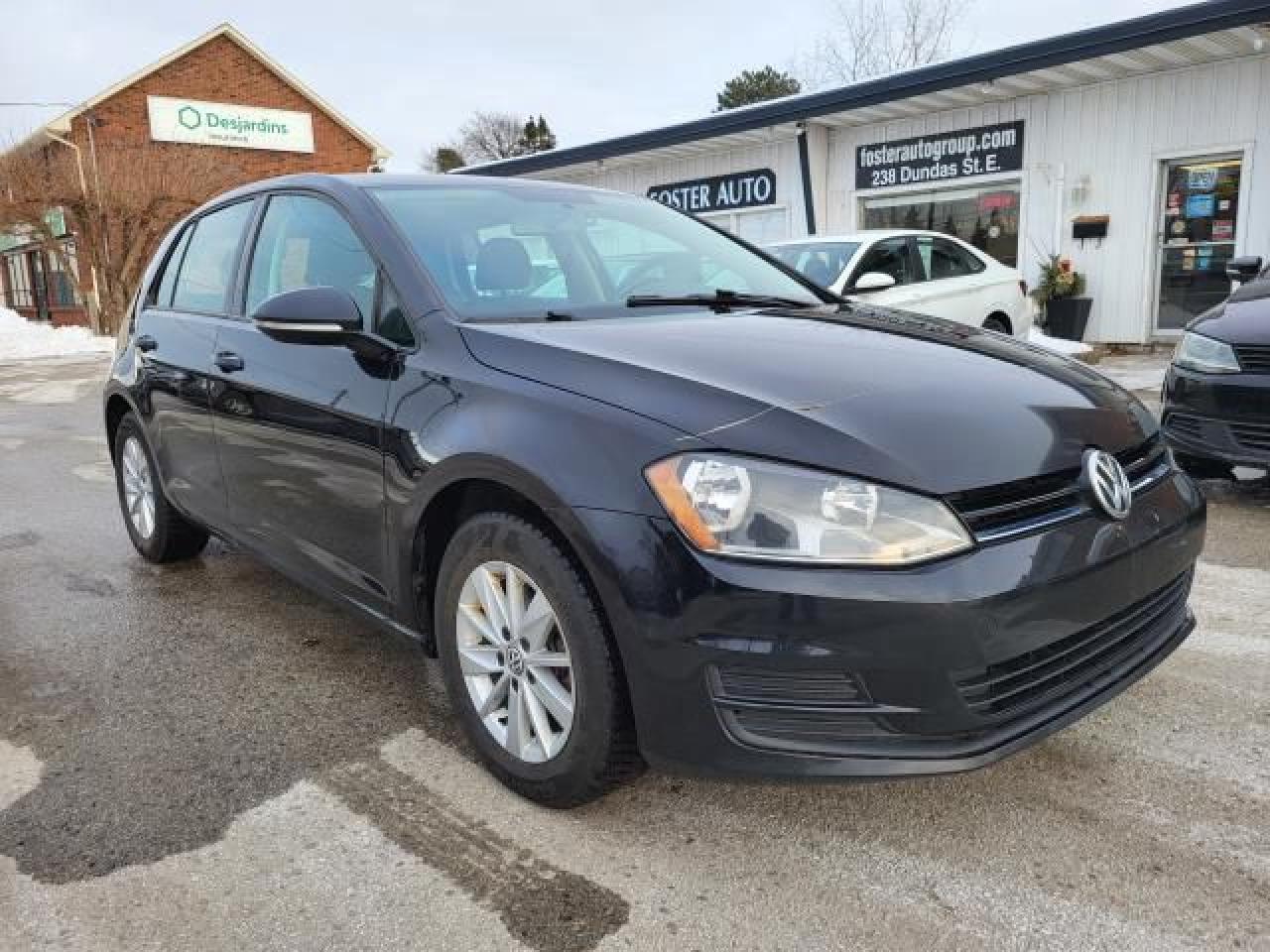 Used 2015 Volkswagen Golf TRENDLINE for sale in Waterdown, ON