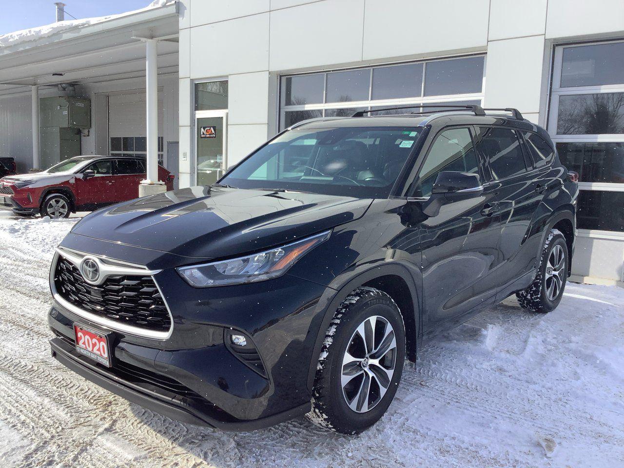 Used 2020 Toyota Highlander XLE for sale in North Bay, ON