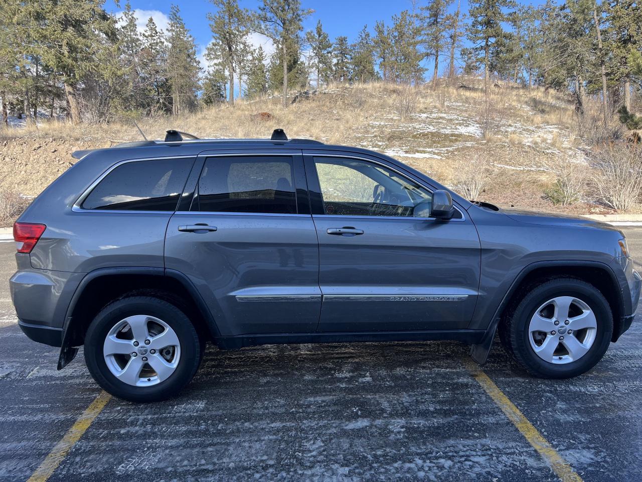 2013 Jeep Grand Cherokee LAREDO 4WD - Photo #5