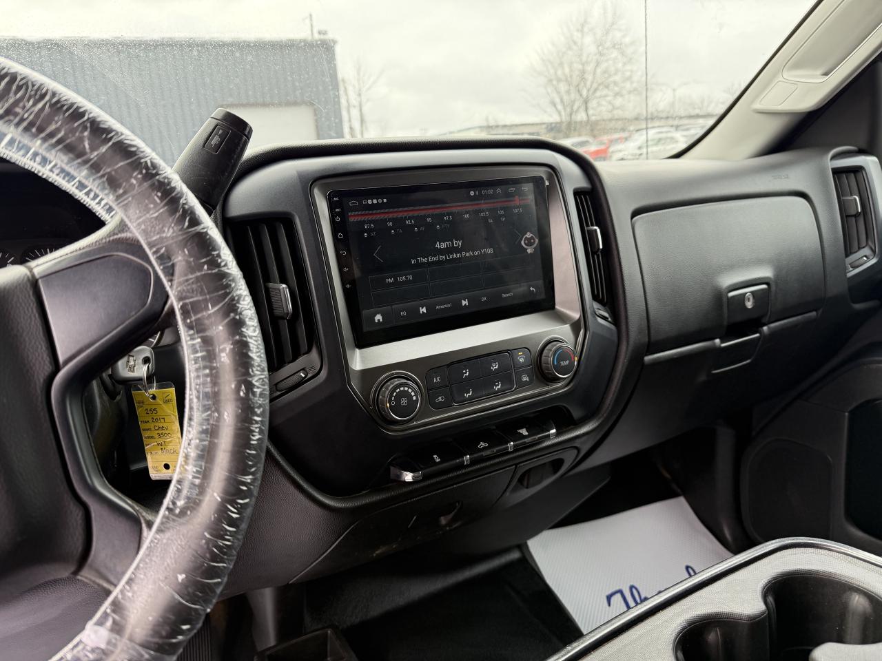 2017 Chevrolet Silverado 3500 HD DIESEL/Crew/6.6 box - Photo #11