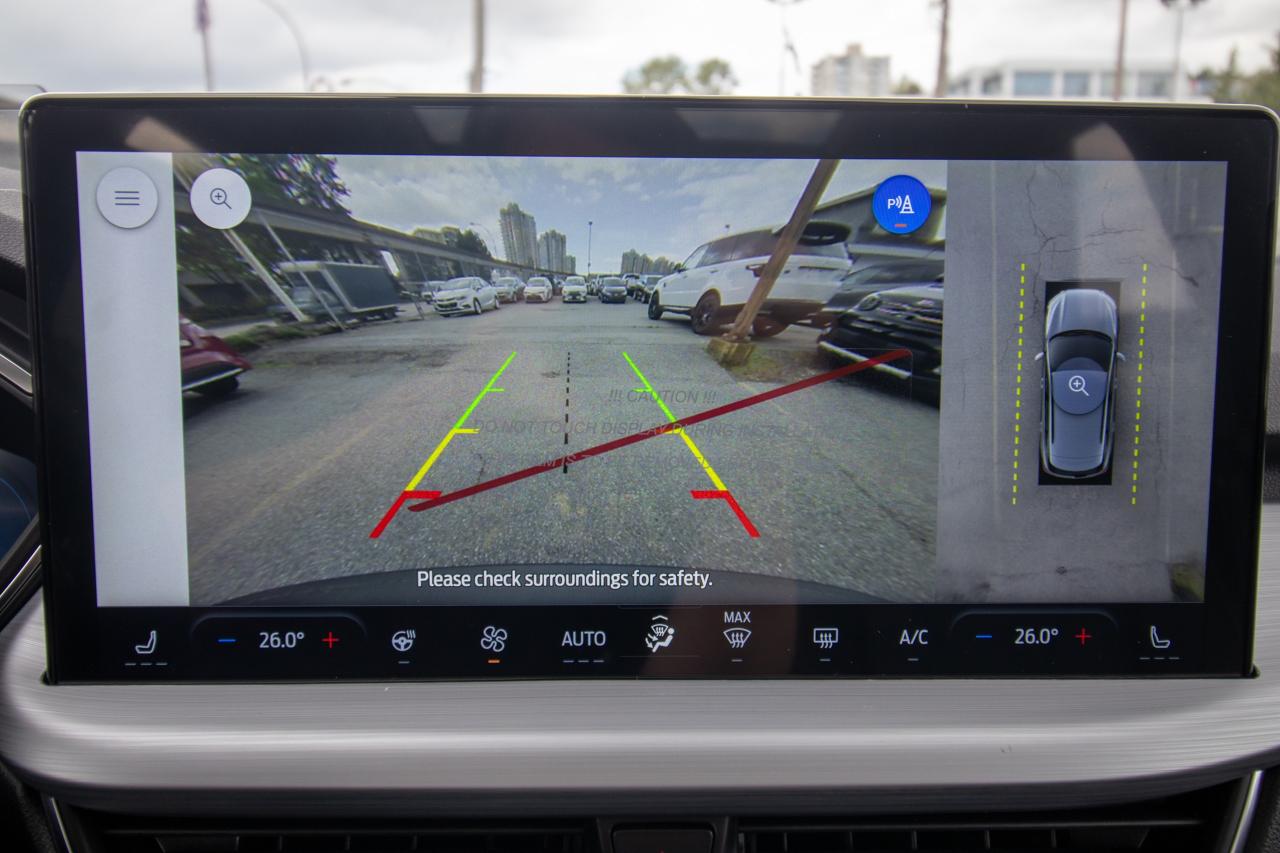 2025 Ford Escape PHEV FWD Photo5