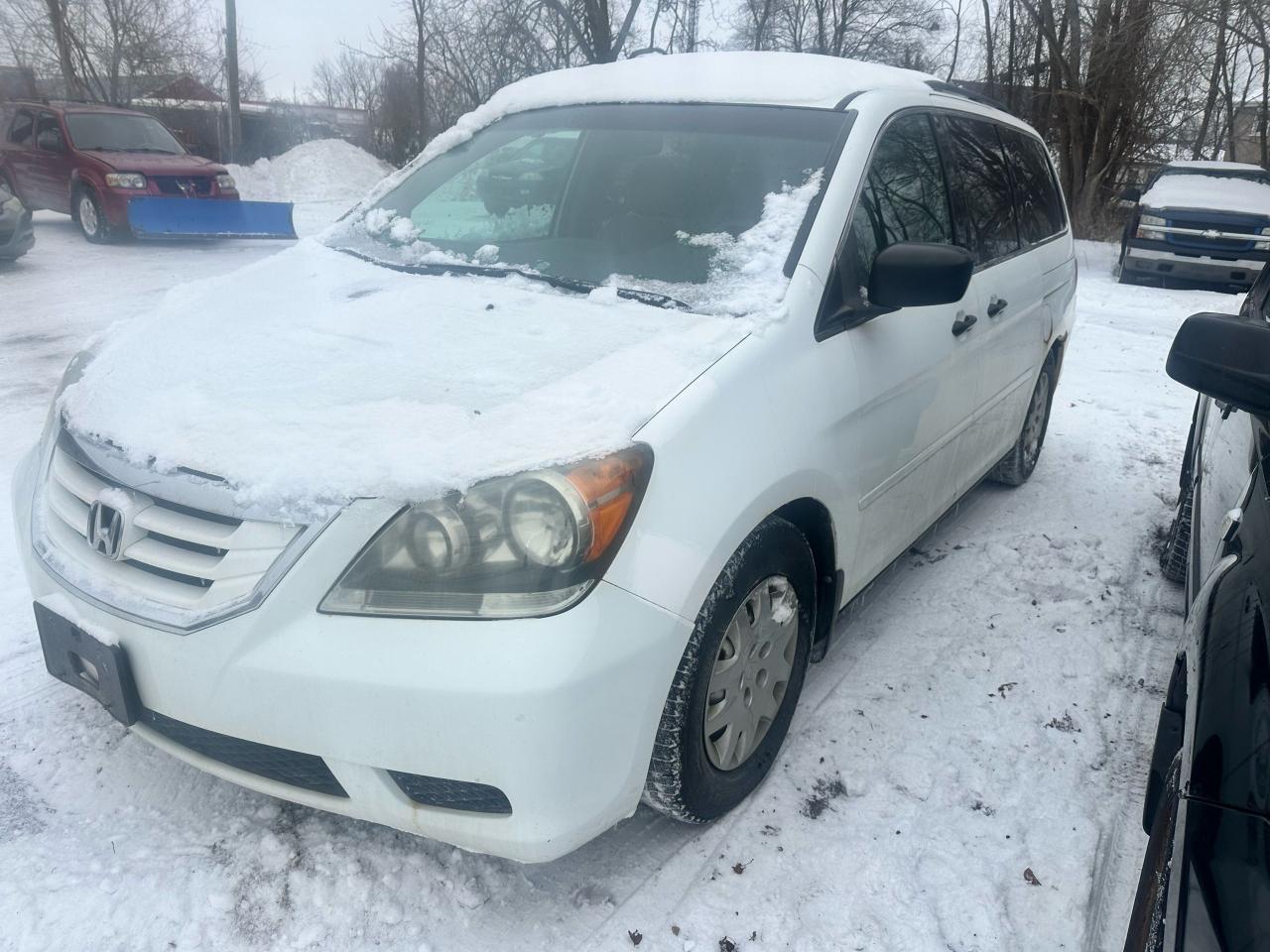 2009 Honda Odyssey LX - Photo #2