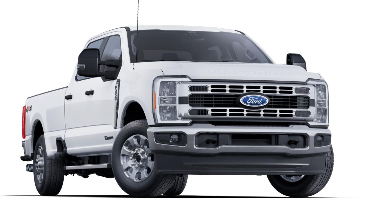 2025 Ford SUPERDUTY F-350® XLT Photo3