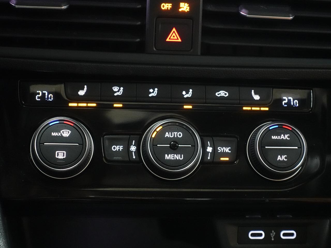 2023 Volkswagen Jetta HIGHLINE | Nav | Leather | Panoroof | AmbientLight Photo