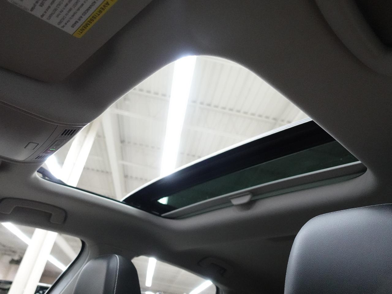 2023 Volkswagen Jetta HIGHLINE | Nav | Leather | Panoroof | AmbientLight Photo