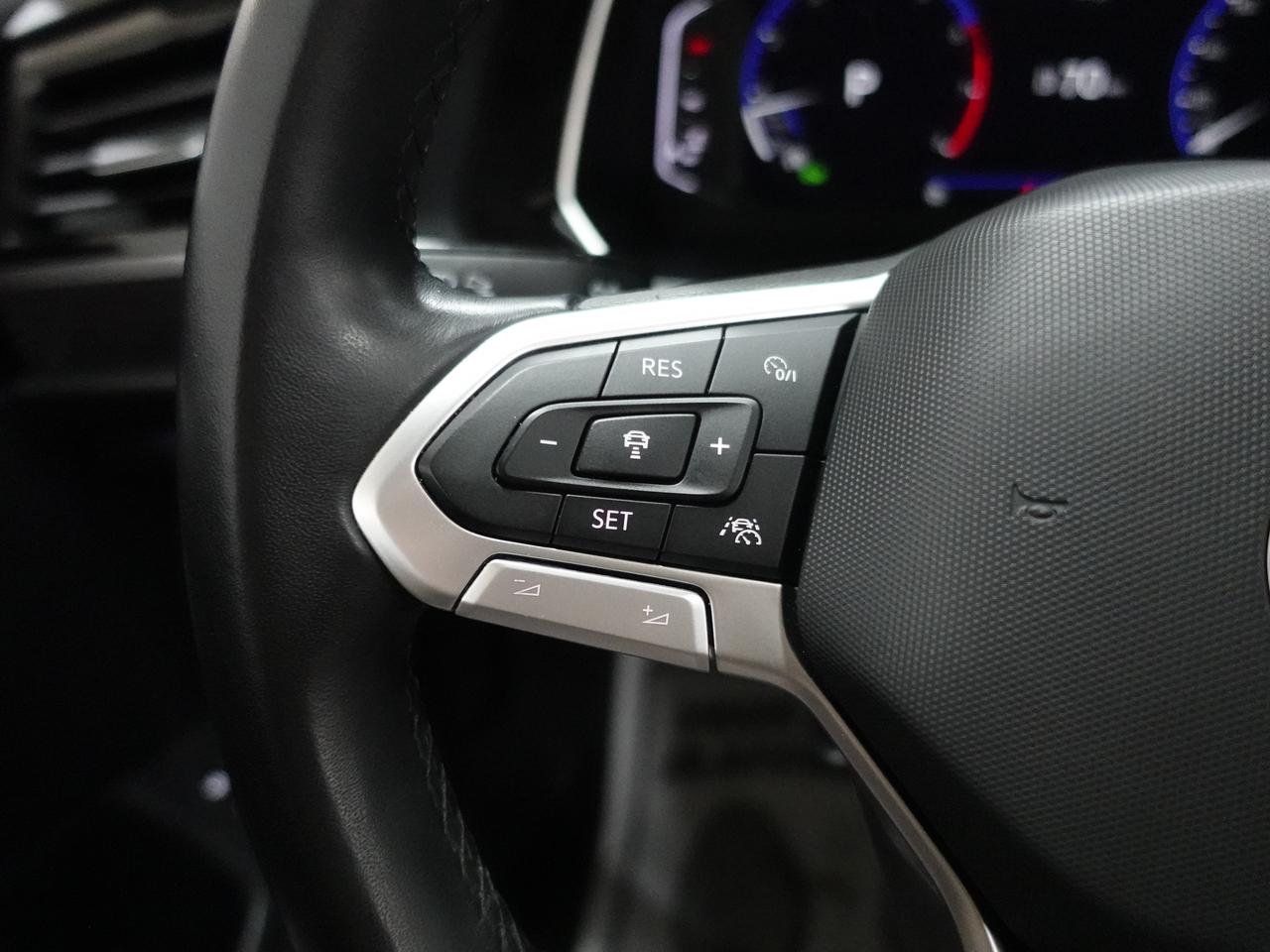 2023 Volkswagen Jetta HIGHLINE | Nav | Leather | Panoroof | AmbientLight Photo