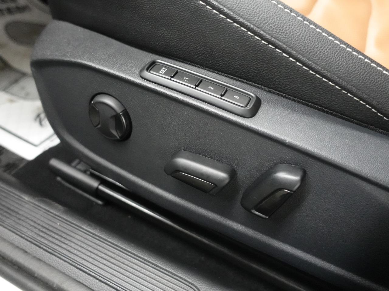 2023 Volkswagen Jetta HIGHLINE | Nav | Leather | Panoroof | AmbientLight Photo