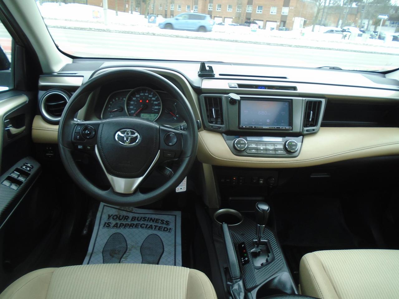 2014 Toyota RAV4 XLE/ ONE OWNER/NO ACCIDENT/ SUNROOF /REAR CAM/MINT - Photo #12
