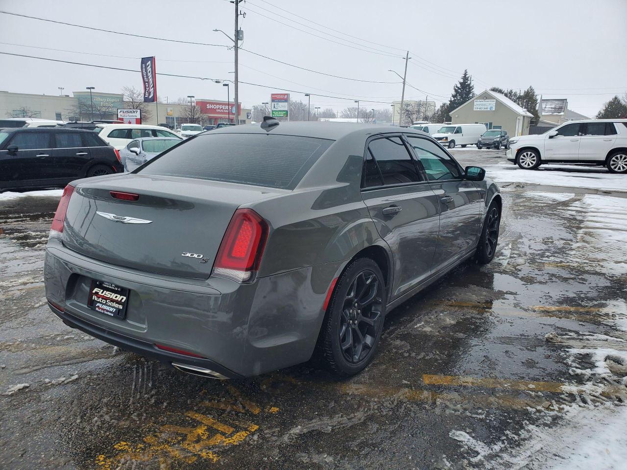 2018 Chrysler 300 300S-LEATHER-REAR CAMERA-HEATED SEATS-BLUETOOTH - Photo #5