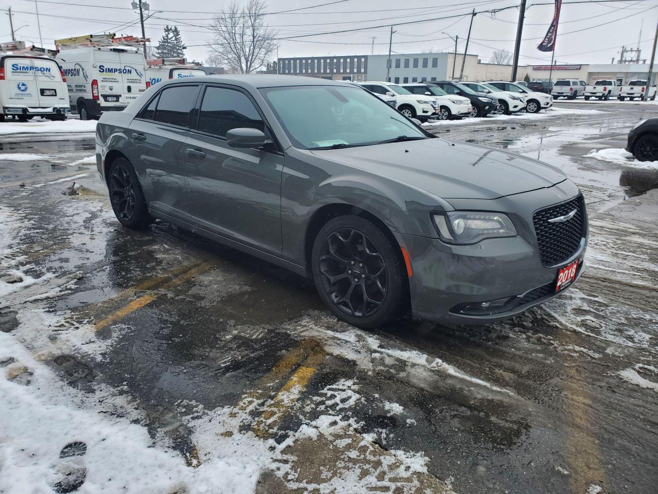 2018 Chrysler 300 300S-LEATHER-REAR CAMERA-HEATED SEATS-BLUETOOTH - Photo #6
