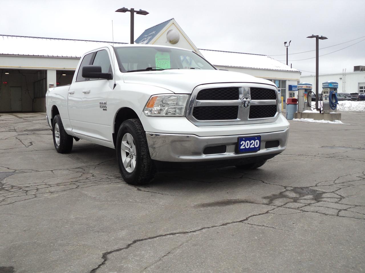 2020 RAM 1500 Classic SLT QuadCab 4x4 3.6L6cyl  6'4" Box BackUpCan - Photo #5