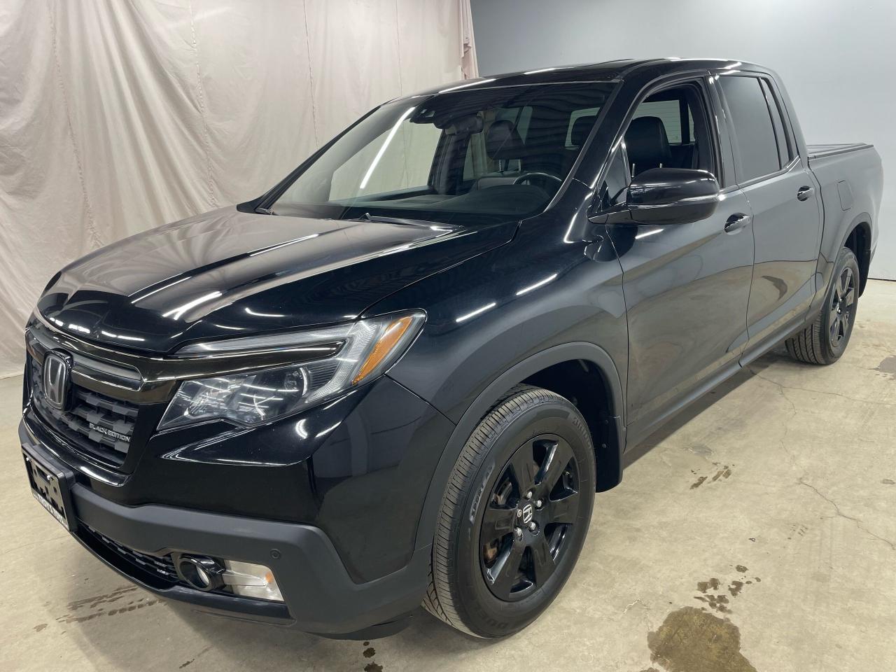 2019 Honda Ridgeline Black Edition Photo3