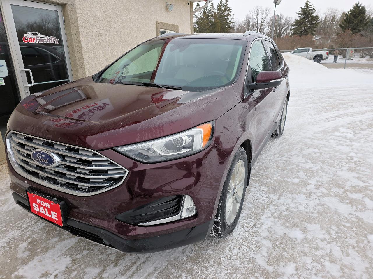 2020 Ford Edge Titanium AWD - Photo #2