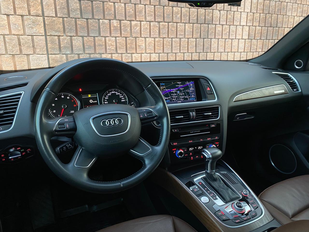 2015 Audi Q5 3.0T-QUATTRO-TECHNIK-NAVI-CAMERA-PANO ROOF-1 OWNER - Photo #23