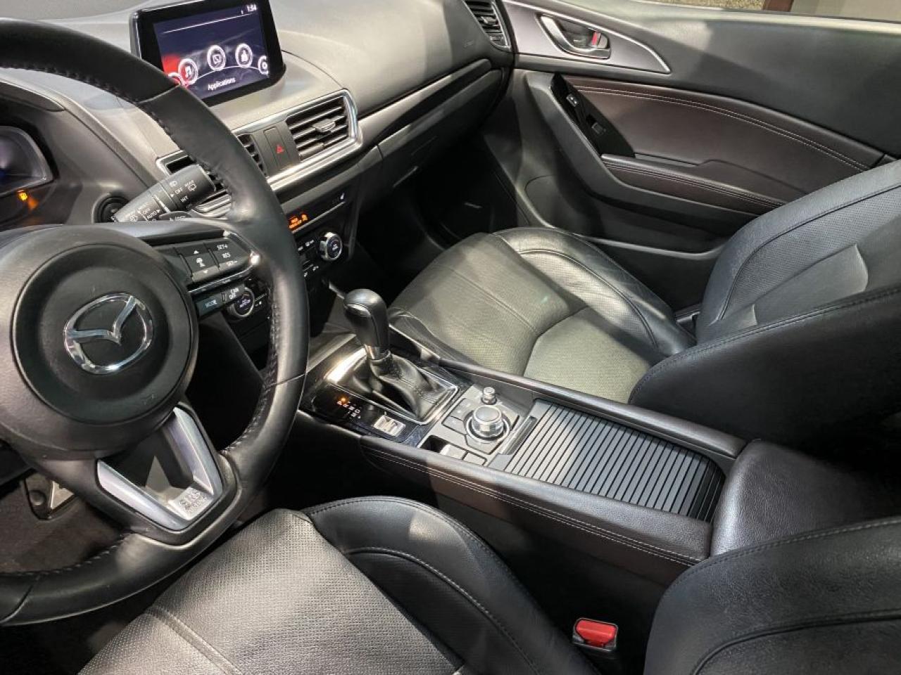2017 Mazda MAZDA3 Grand Touring Photo15