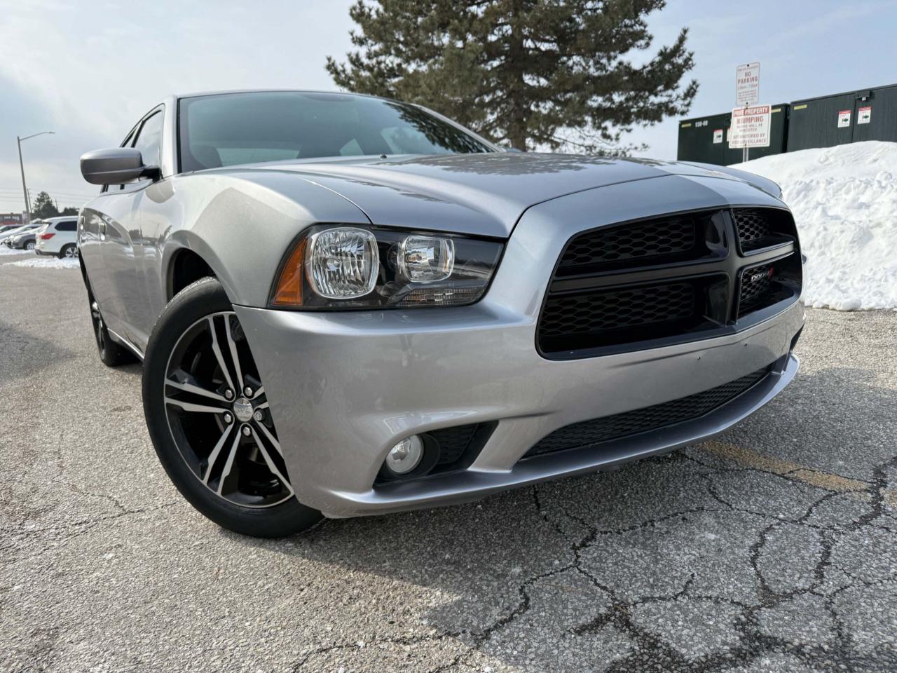 Used 2014 Dodge Charger 4dr Sdn SXT AWD for sale in Woodbridge, ON