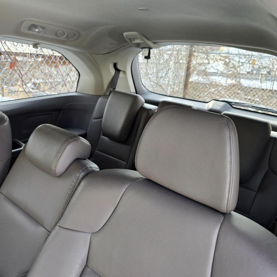2014 Honda Odyssey 4dr Wgn EX-L w/RES - Photo #11
