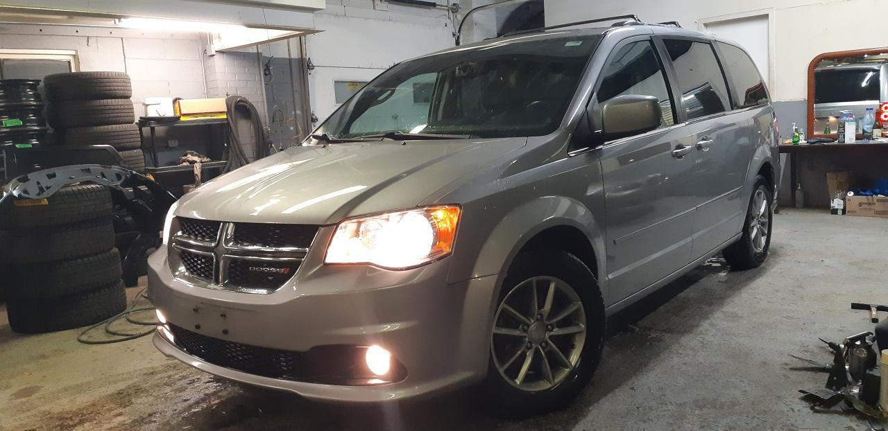 Used 2015 Dodge Grand Caravan SXT Premium Plus for sale in Etobicoke, ON