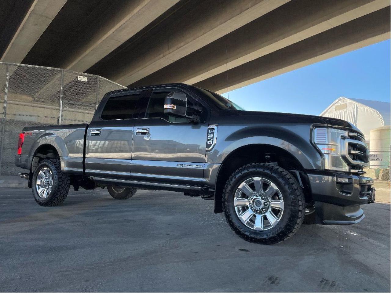 Used 2020 Ford F-350 Platinum FX4 DIESEL SUNROOF NAVI 360CAM MESSAGE SE for sale in Langley, BC