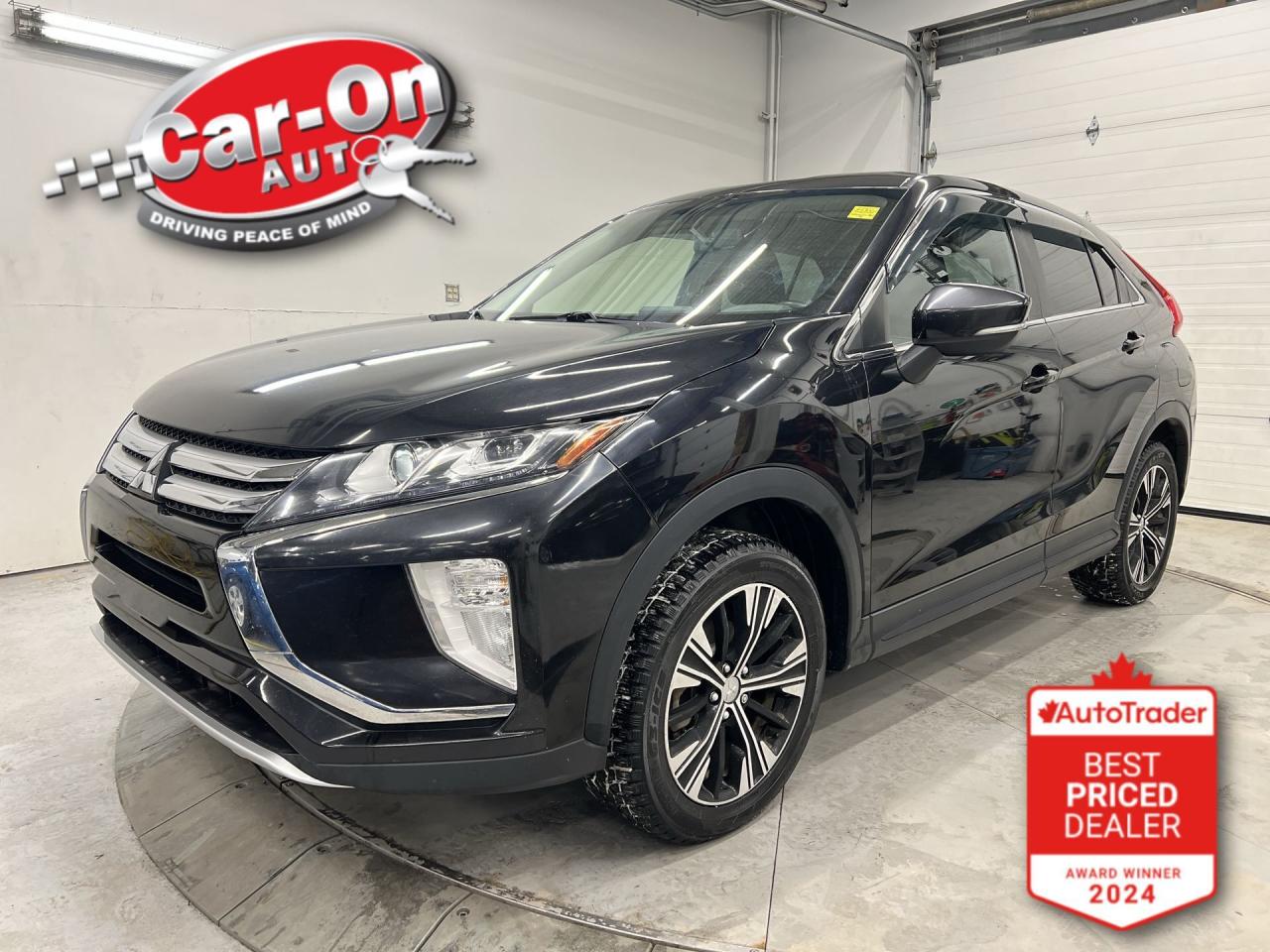 ONLY 90,000 KMS!! All-wheel drive SE w/ heated seats, Apple CarPlay/Android Auto, blind spot monitor, rear cross-traffic alert, backup camera, 18-inch alloys, dual-zone climate control, automatic headlights, rain-sensing wipers, keyless entry w/ push start, paddle shifters, leather-wrapped steering wheel, Bluetooth, cruise control and Sirius XM!!!