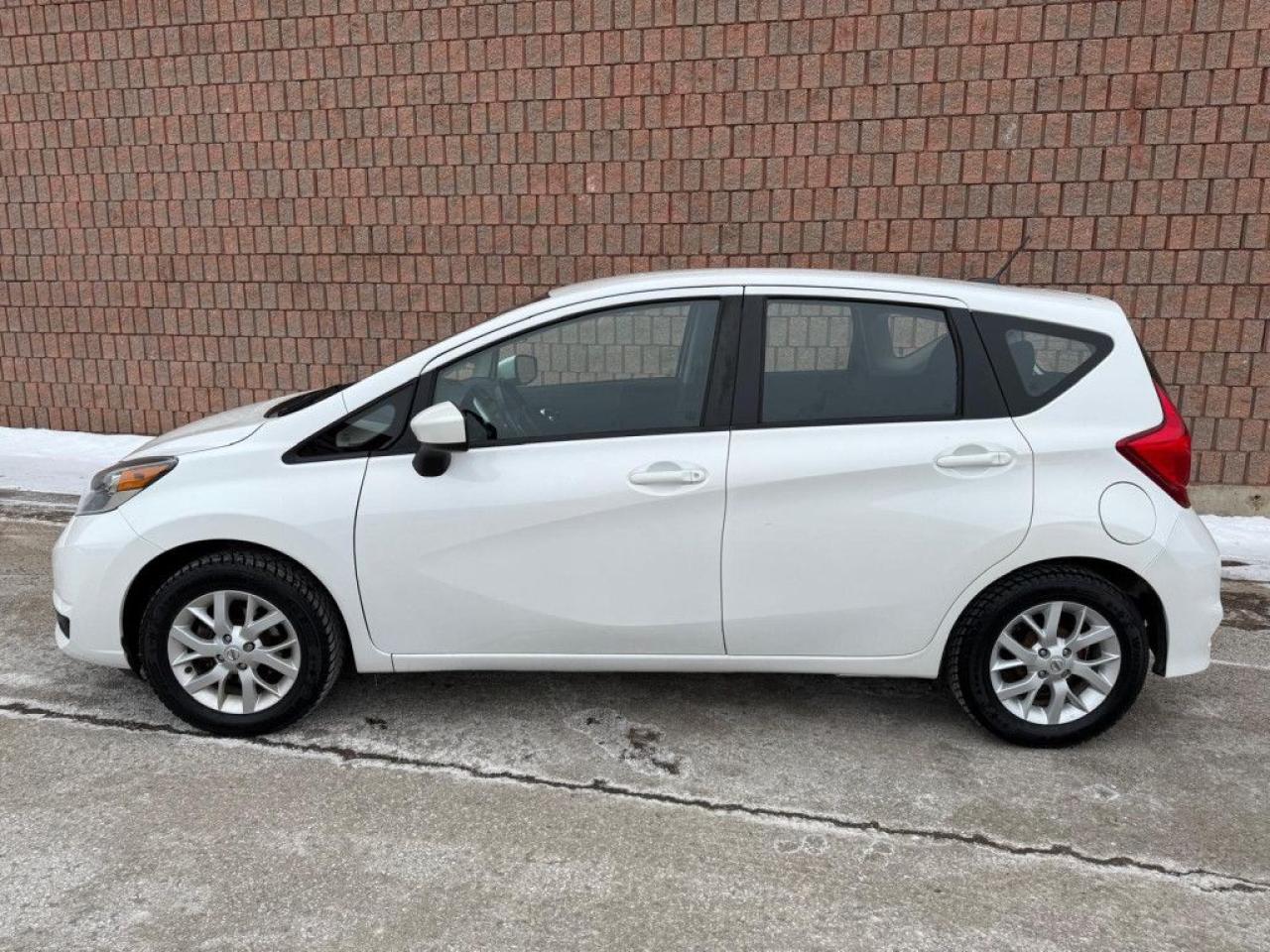 2017 Nissan Versa Note SV | BACKUP CAM | ALLOY WHEELS | BLUETOOTH | HEATED SEATS | REMOTE STARTER | - Photo #3