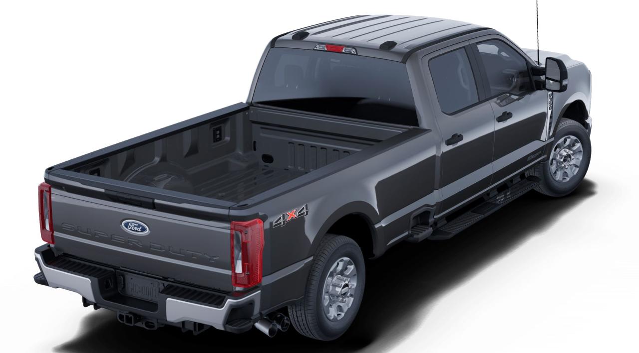 2025 Ford F-350 Super Duty SRW XLT Photo