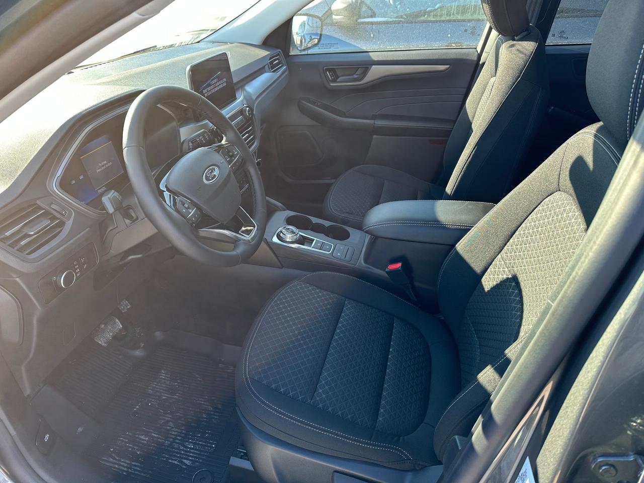 2025 Ford Escape ACTIVE AWD 200A Photo4