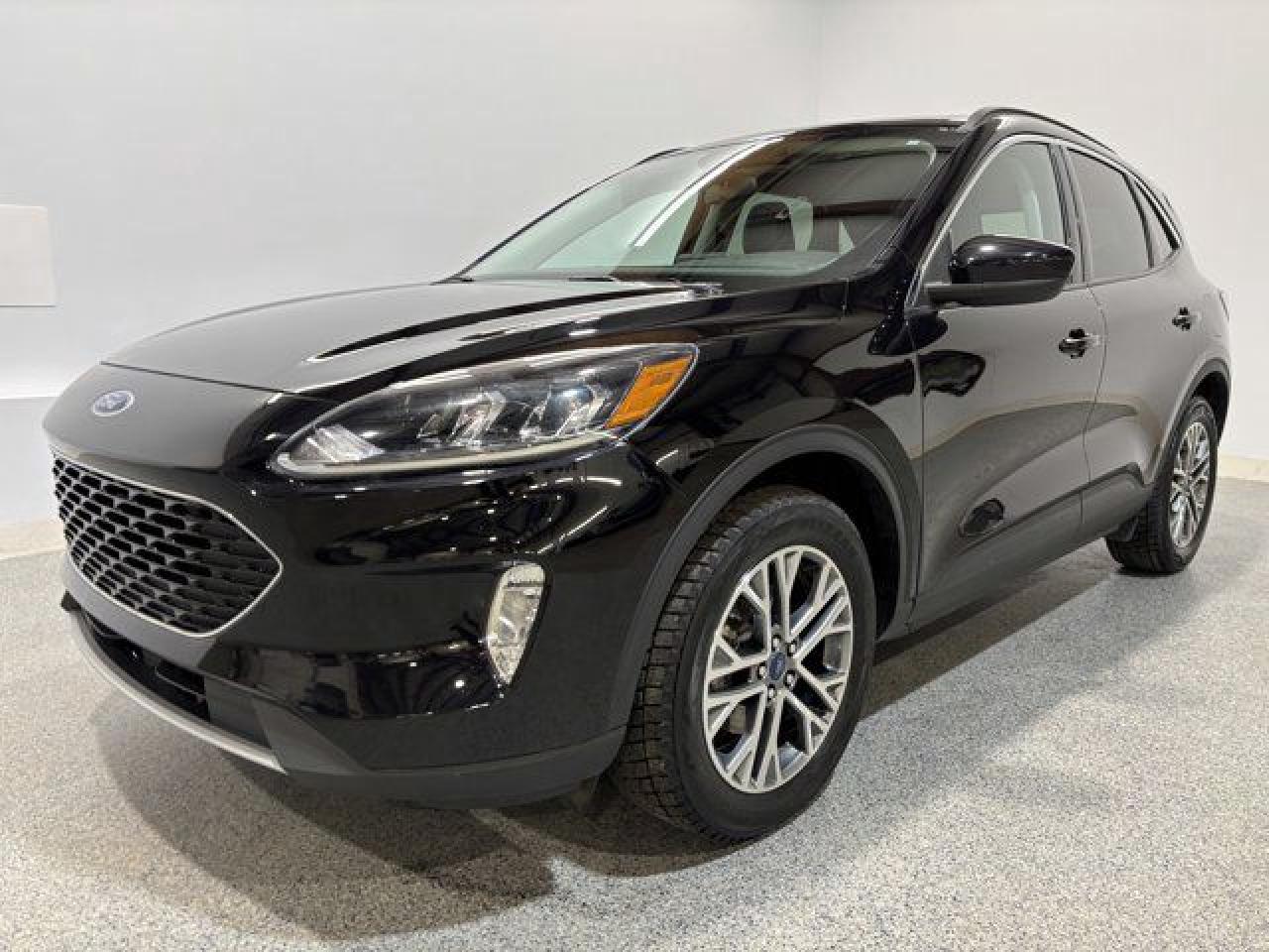 Used 2021 Ford Escape SEL Hybrid AWD for sale in Moose Jaw, SK